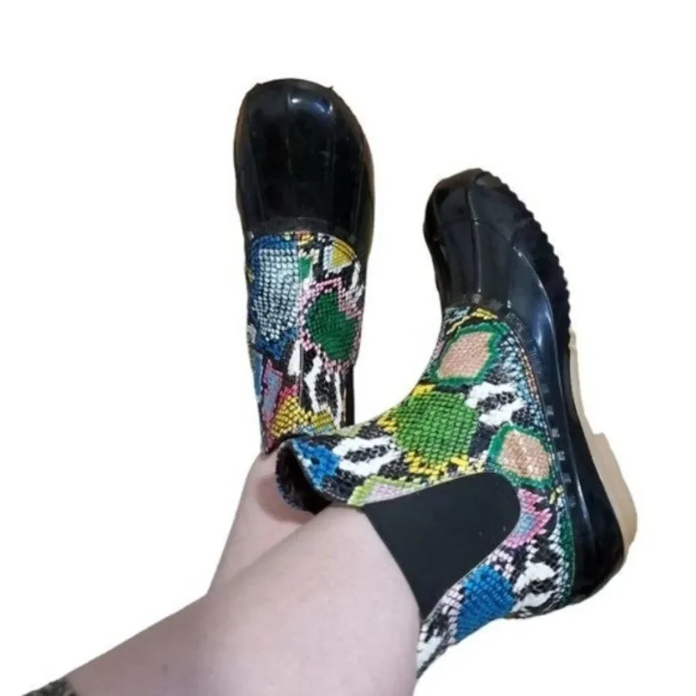 Chelsea Rain Boots Duck Multi Color Snake Skin Print Fleece Women's WOMANS Sz 6